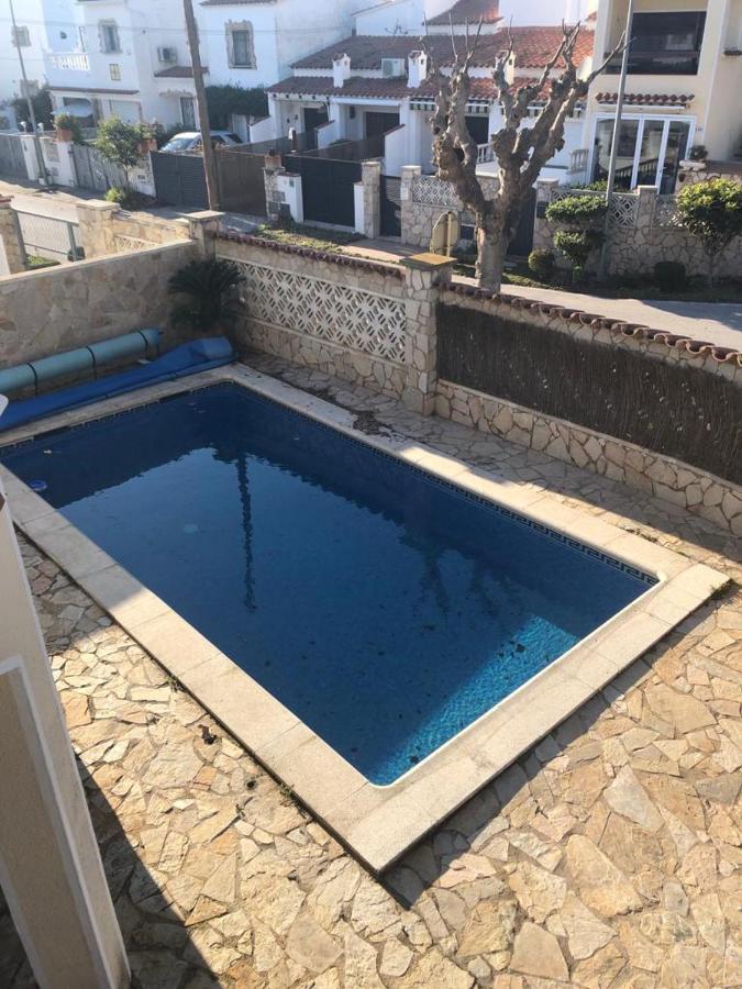 8 - 10 Personnes Avec Piscine *