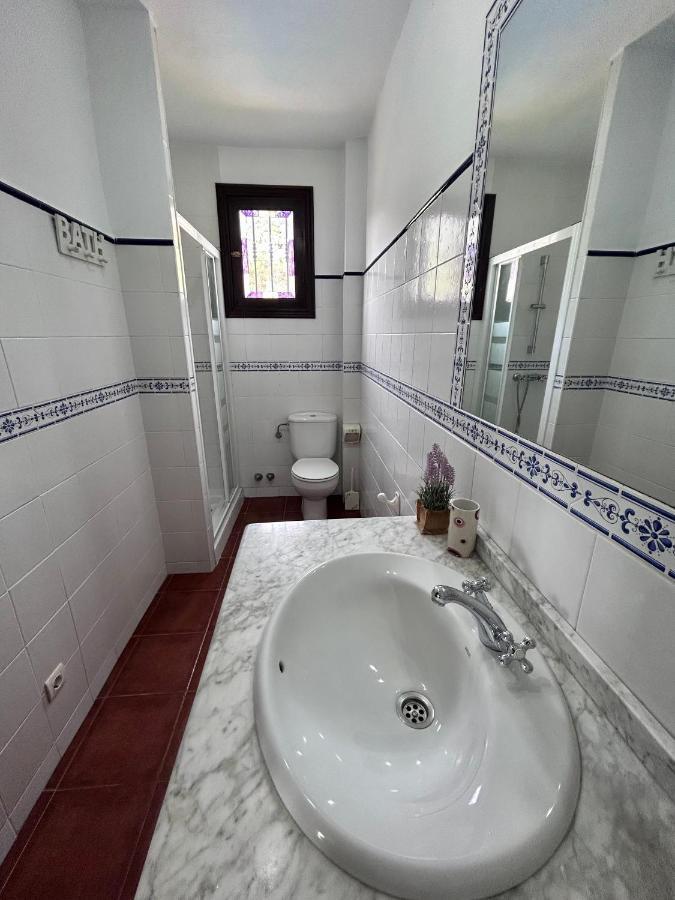 En Con Piscina Y Jacuzzi Сasa de vacaciones Frigiliana