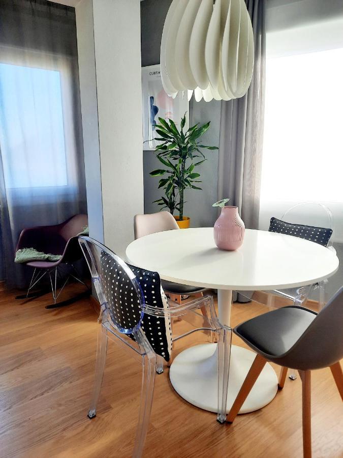 Apartment House Of Whales, Con Vistas Al Mar En Caion *