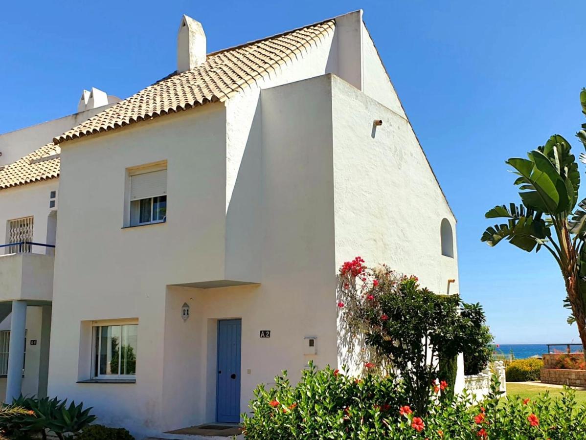 Casitamar Frontline House Casares Costa Near Estepona *