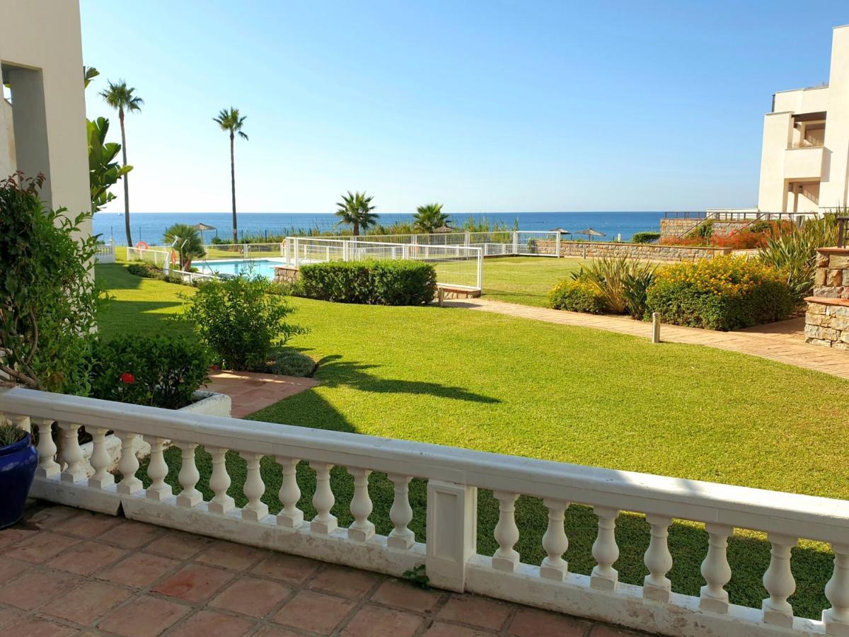 Casitamar Frontline House Casares Costa Near Estepona *