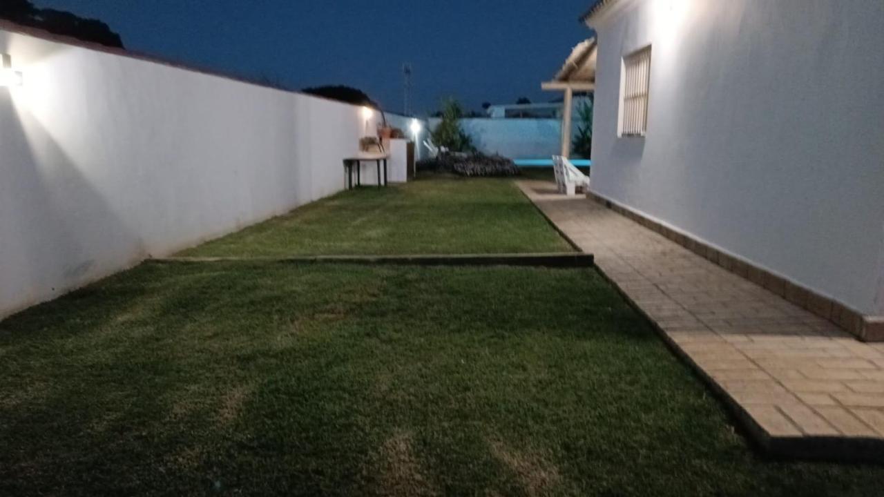 Casitas De La Barrosa Con Jardin Y Piscina Chiclana de la Frontera