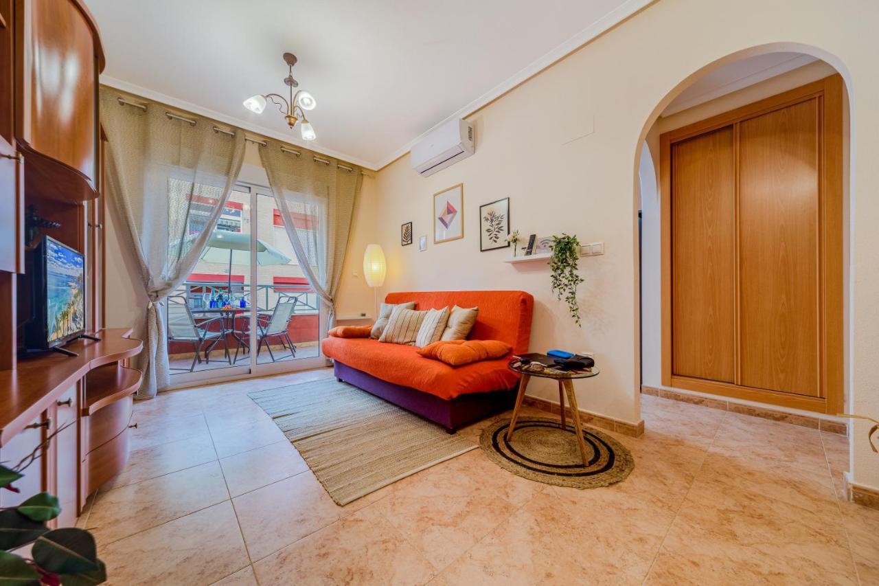 Casy With Sea View Apartment *