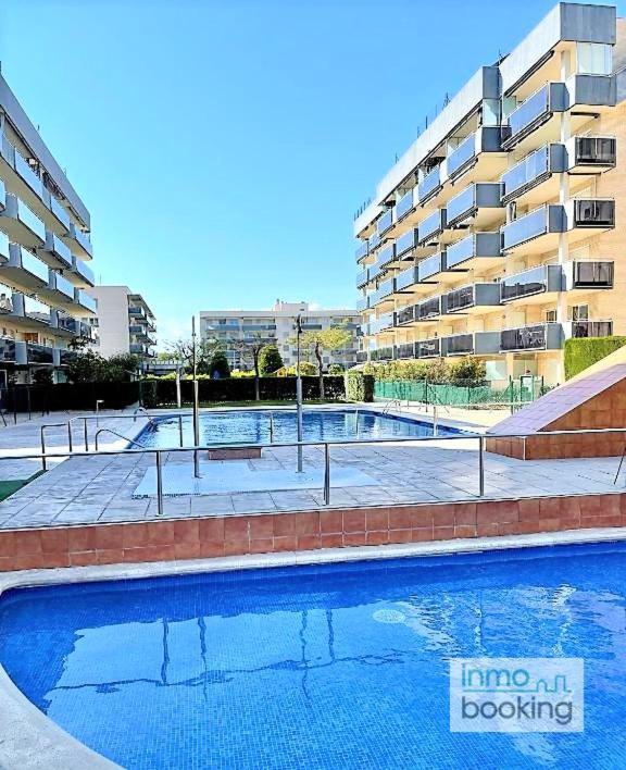 Apartamento Nova Pineda , Climatizado , Piscina Y A 230m De La Playa. La Pineda
