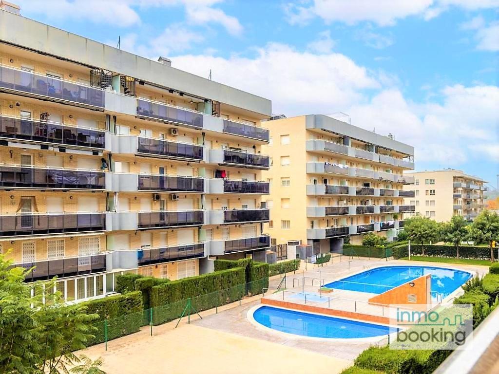 Apartamento Nova Pineda , Climatizado , Piscina Y A 230m De La Playa.
