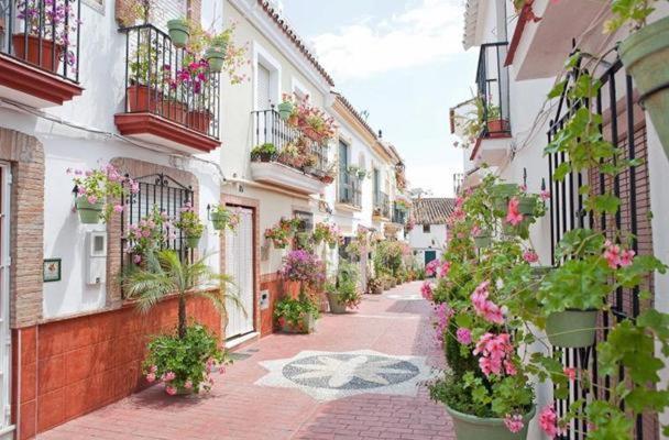 Casa Florestos - Duplex Gris Old Town Apartment *