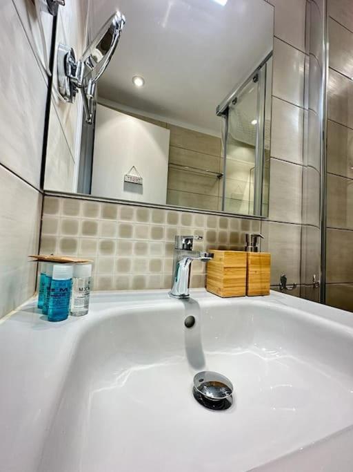 Apartamento Tropical Lounge, Cristianos, Pool & Sea, Wifi Los Cristianos (Tenerife)