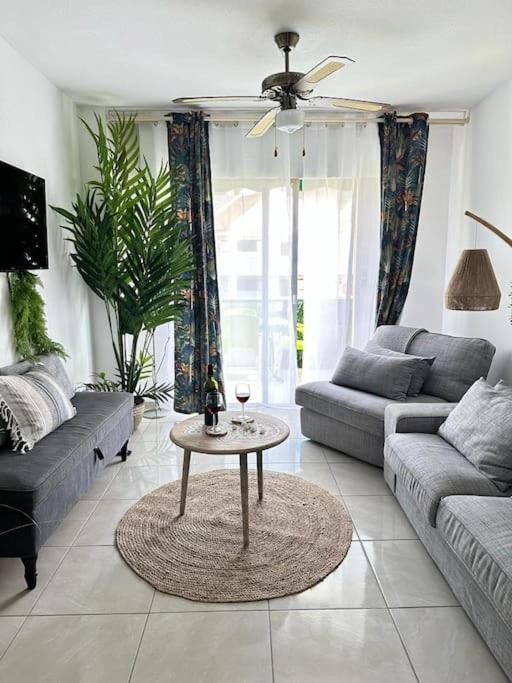 Apartamento Tropical Lounge, Cristianos, Pool & Sea, Wifi *