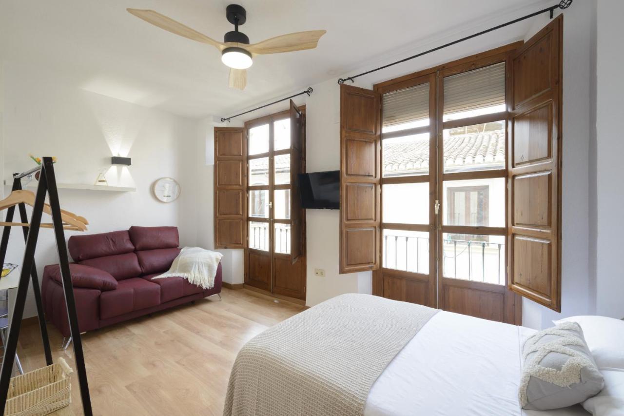 Apartment Lightbooking Capuchinas *