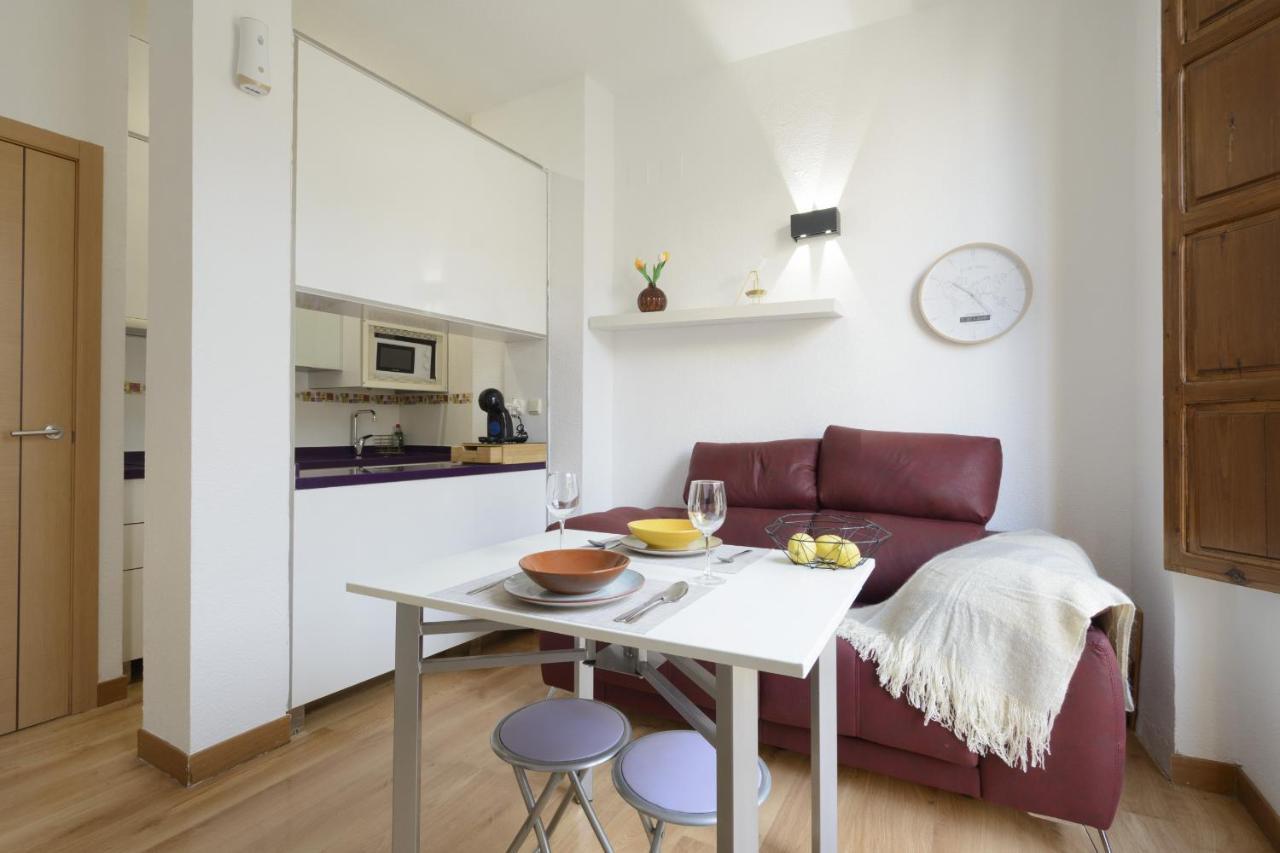 Lightbooking Capuchinas Apartment Granada