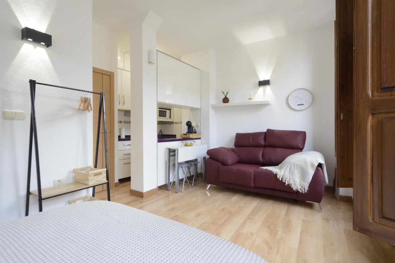 Lightbooking Capuchinas Apartment Granada