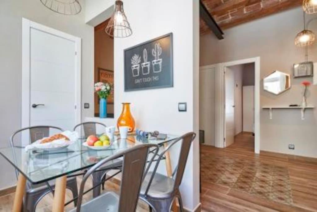 Apartment Bebarceloner Sants - 2 Bedrooms