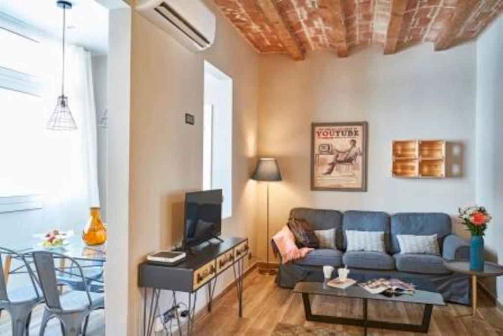 Apartment Bebarceloner Sants - 2 Bedrooms *