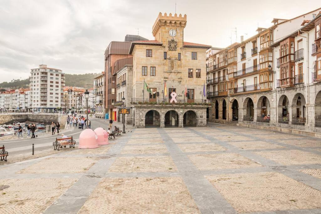 Sea Views In The Heart Of The Old Town Apartment