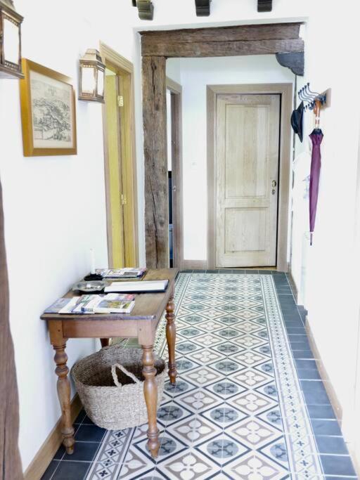 Sea Views In The Heart Of The Old Town Apartment