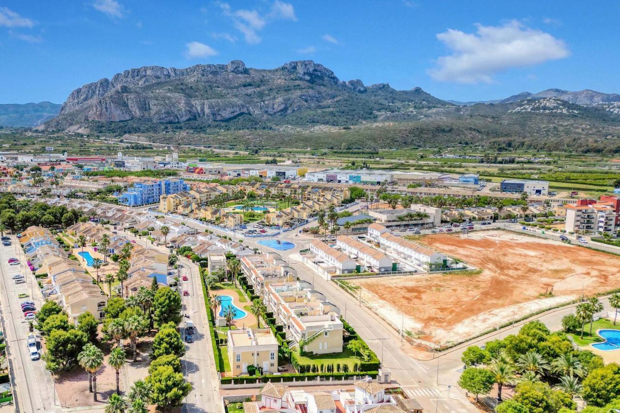 Apartamento Luxury Apt, Beach, Pool Open 365 Days, Near Javea & Denia