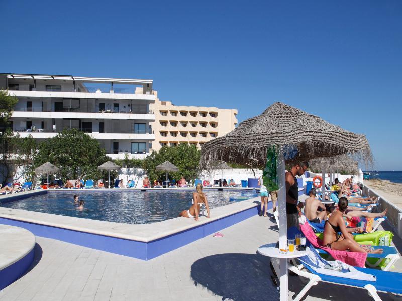 Azuline Mar Amantis&ii San Antonio Abad