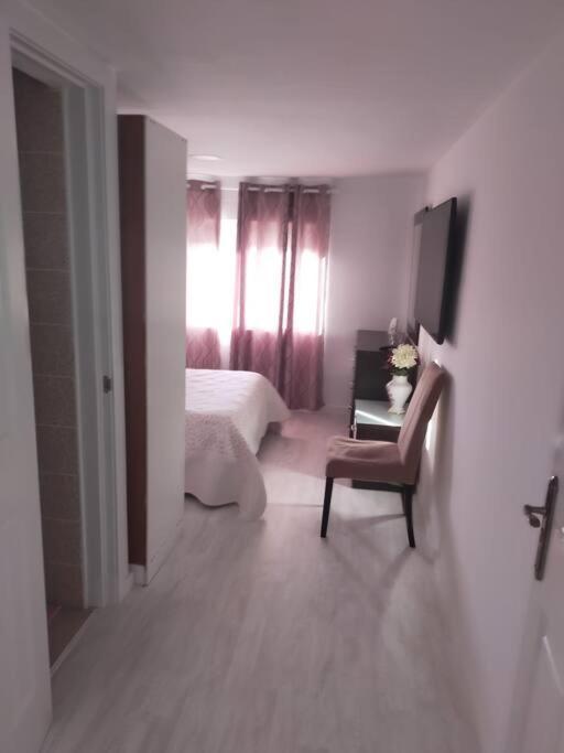H3-habitacion Con Bano Privado Cerca De La Playa * Castellon de la Plana