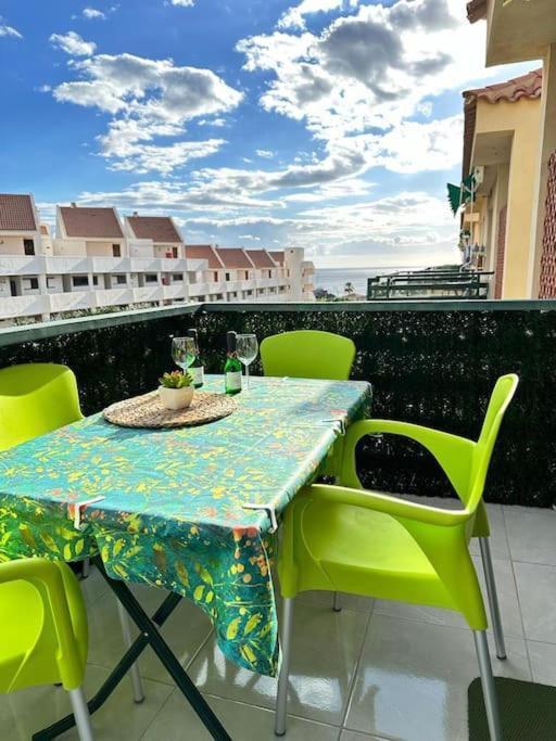 Apartamento Tropical Lounge, Cristianos, Pool & Sea, Wifi