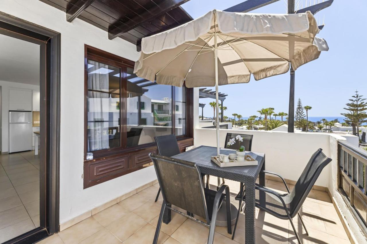 Casahost Bastian Boutique I Seaview Apartamento Costa Teguise
