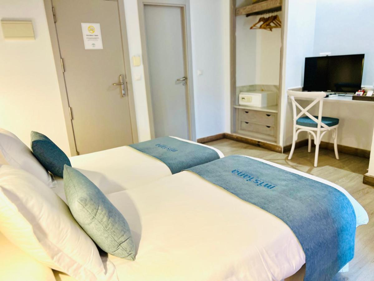 Misiana Hotel *