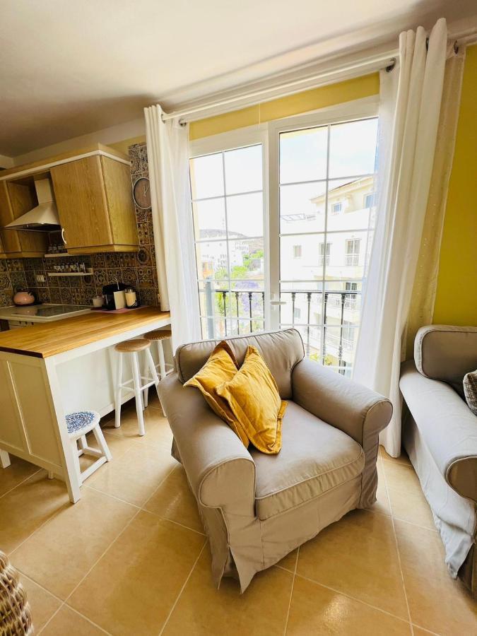 Laderas Del Palmar Luxury Apartment