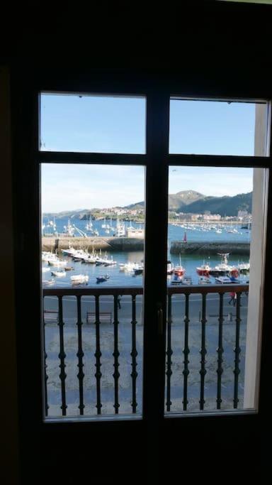 Sea Views In The Heart Of The Old Town Apartment