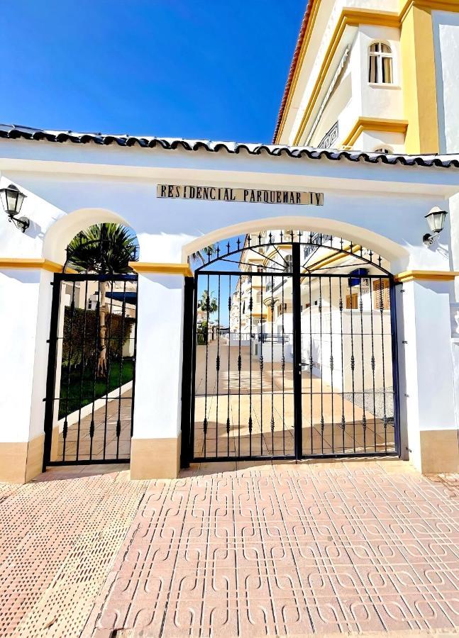Your Holidays In La Mata Apartamento