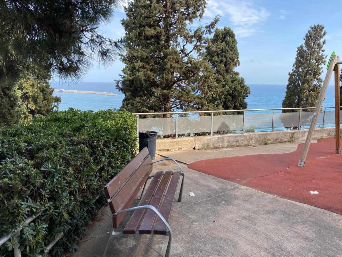 3 Bdrm Near The Sea! Great For Kids! Arenys de Mar