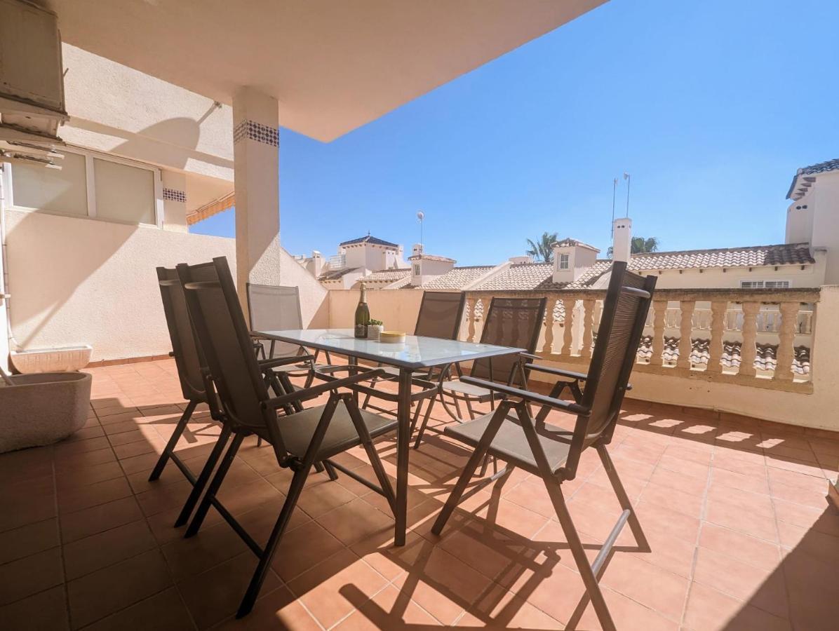 Two Bedroom Ground Floor Apt With Com Pool Lr756 Orihuela