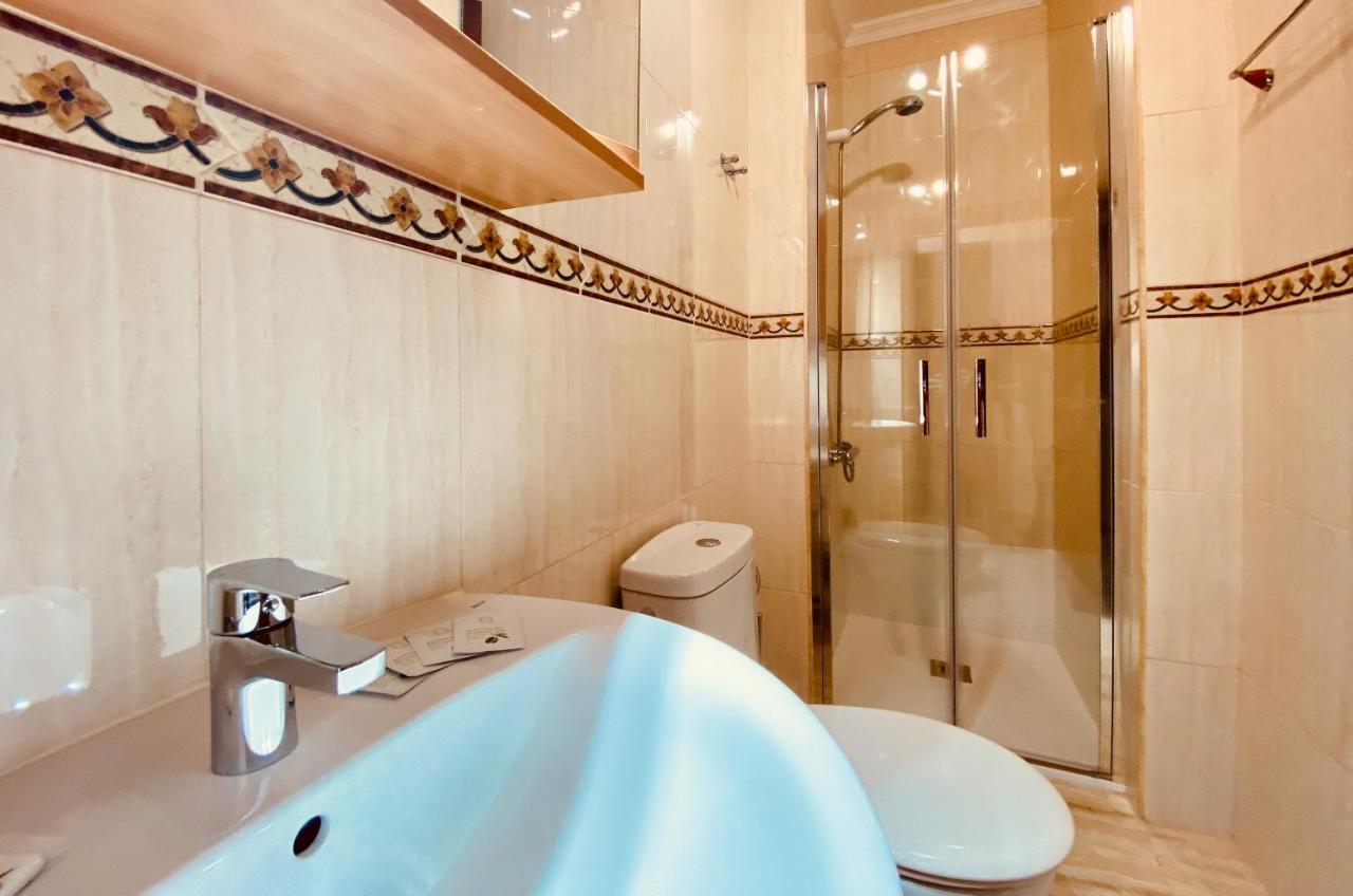 Click&guest - Comfortable Flat 2 Close To The Apartment *