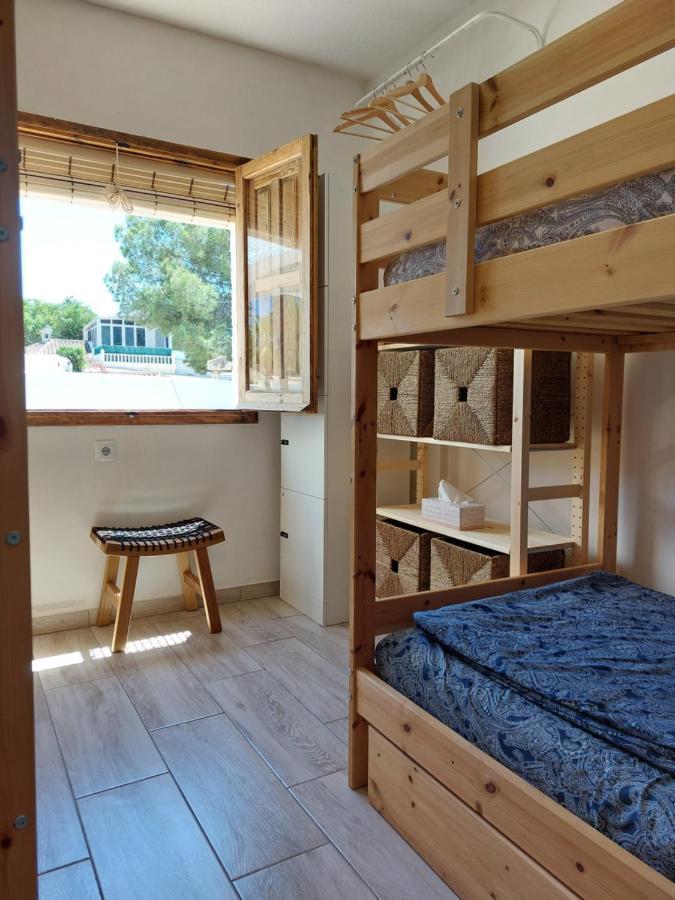 Hostal Zenia *