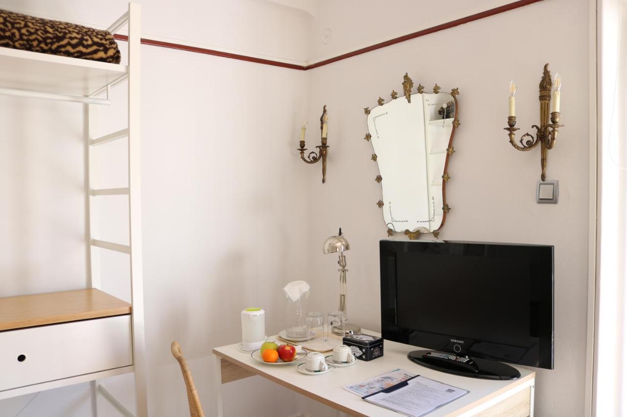 Isabela Guest house *