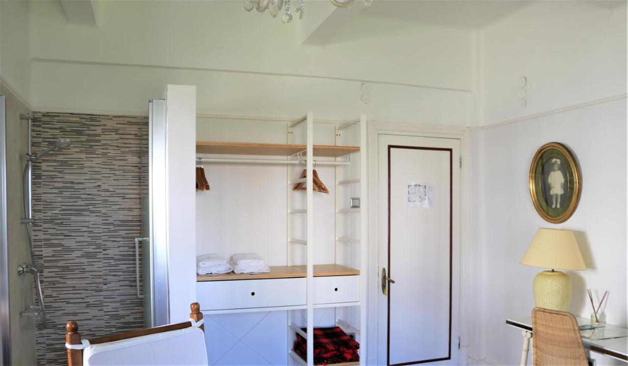 Isabela Guest house *