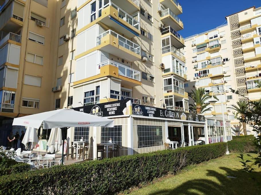Apartamento Beachfront With Pool In Urb Pueblo Nuevo And Tennis *