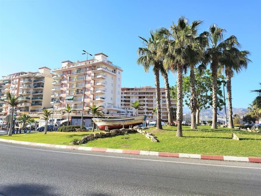 Apartamento Beachfront With Pool In Urb Pueblo Nuevo And Tennis *