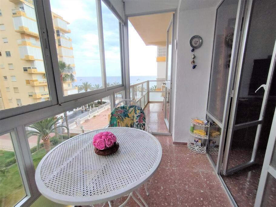 Beachfront With Pool In Urb Pueblo Nuevo And Tennis * Algarrobo Costa