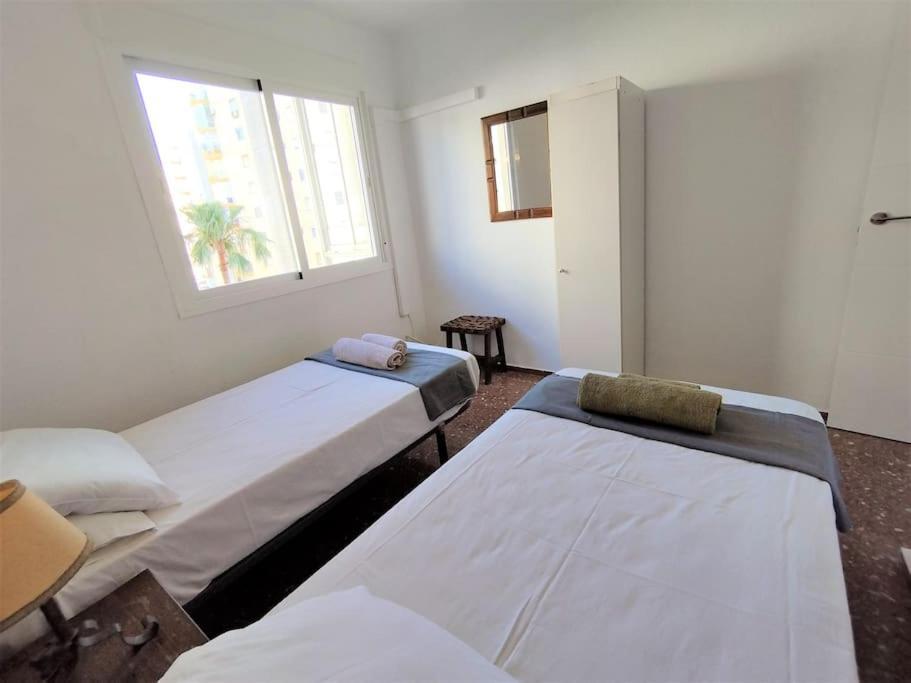 Apartamento Beachfront With Pool In Urb Pueblo Nuevo And Tennis *