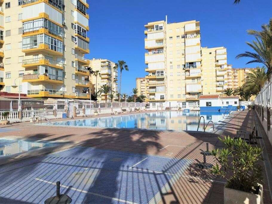 Beachfront With Pool In Urb Pueblo Nuevo And Tennis Apartamento Algarrobo Costa