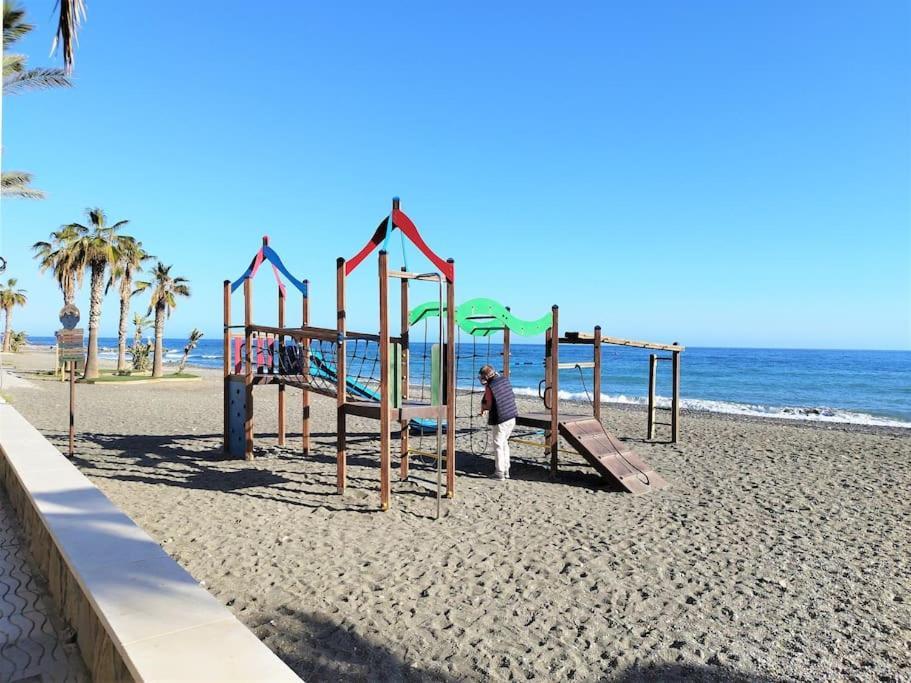 Beachfront With Pool In Urb Pueblo Nuevo And Tennis Algarrobo Costa