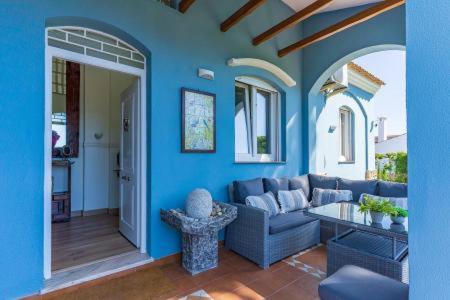 Azul Bed & Breakfast *