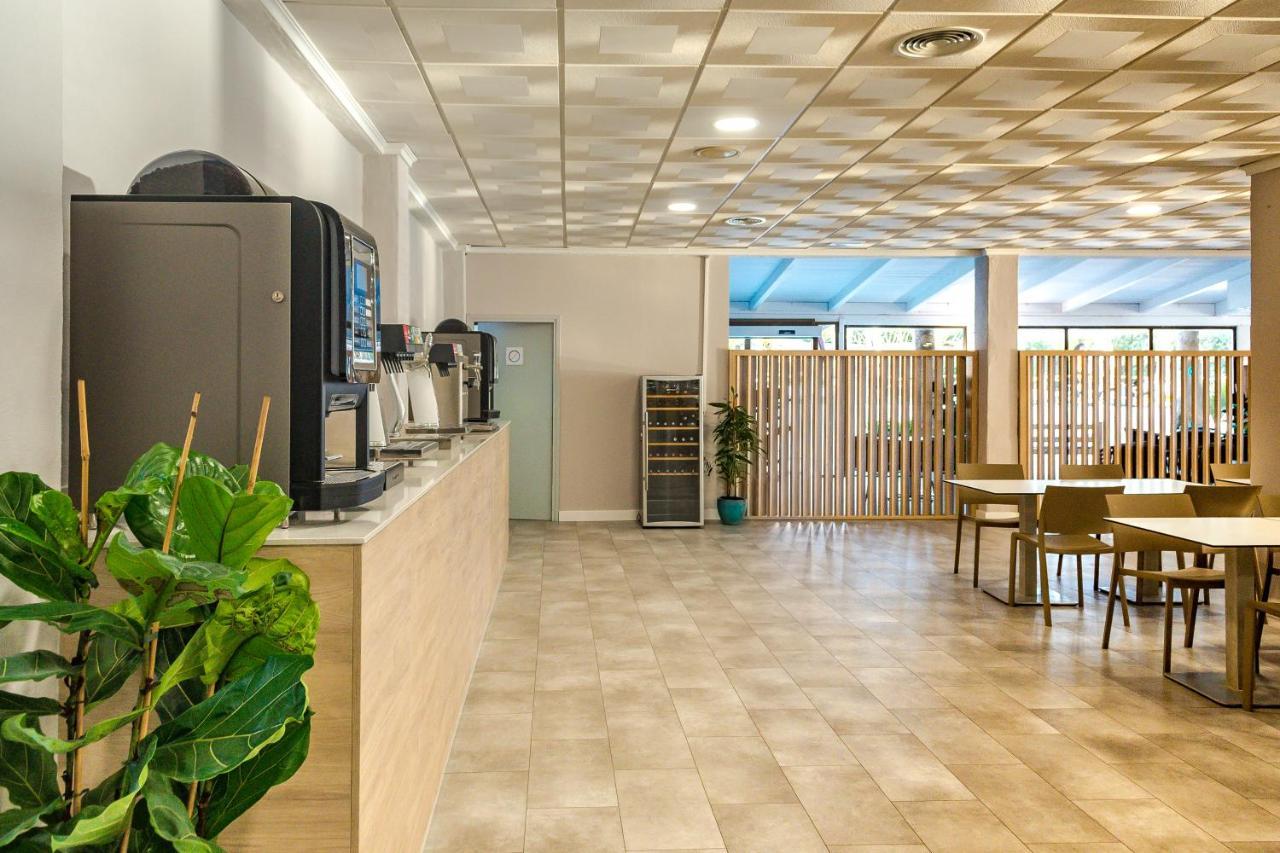 Apartahotel Fergus Club Carema Splash 4*