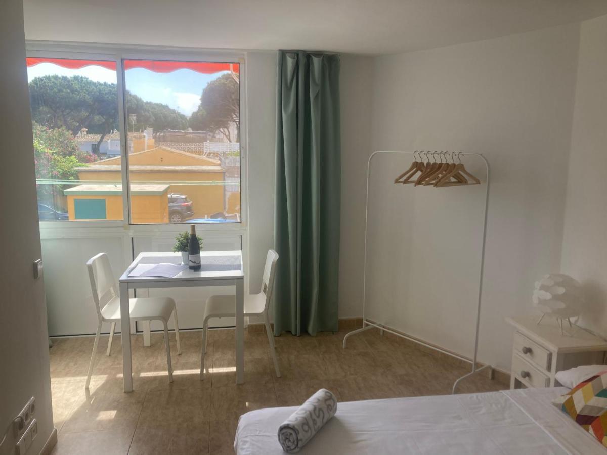 En Calahonda Cerca De Playa Ideal Parejas Apartamento Sitio de Calahonda