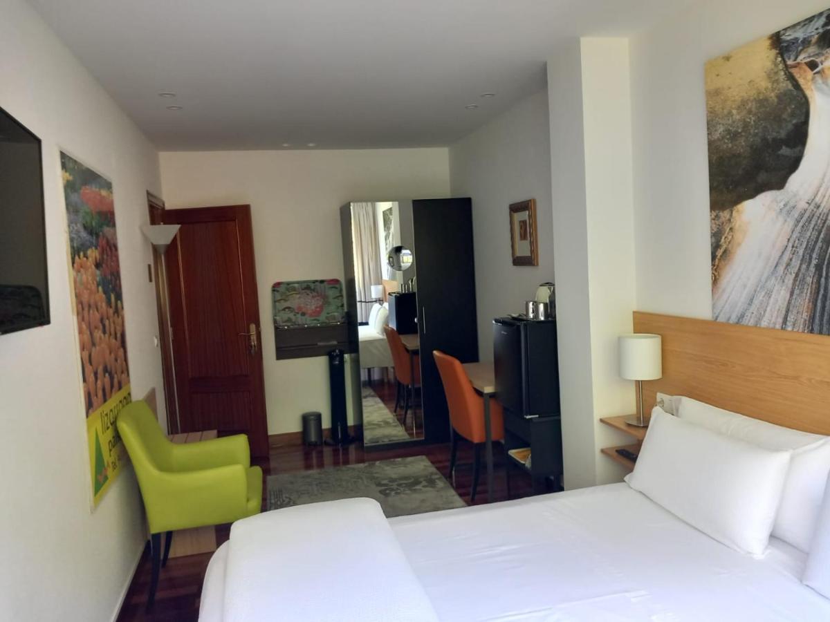 Arena Con Plaza De Garaje Homestay
