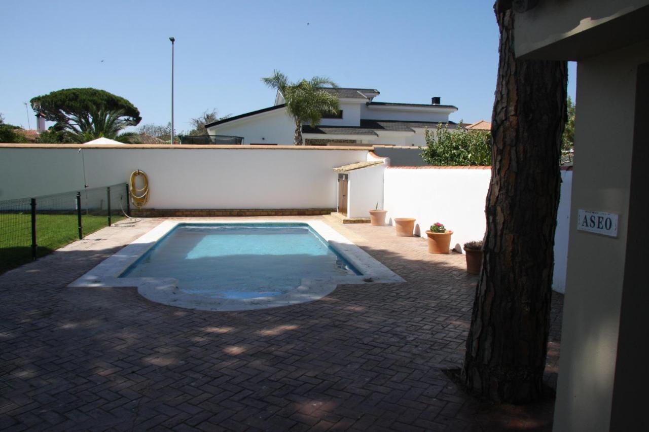 Moderno Y Amplio Chalet, Con Piscina Privada Chiclana de la Frontera