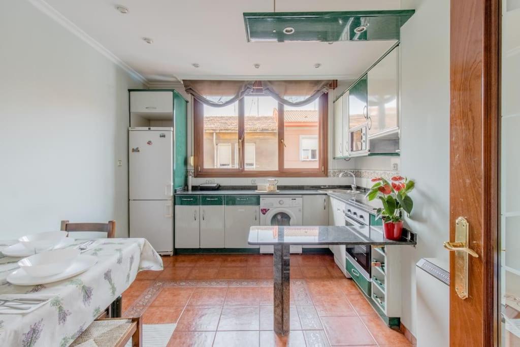 Apartment Bilbao-barakaldo Cerca Del Bec 5'/ A 15' De Bilbao