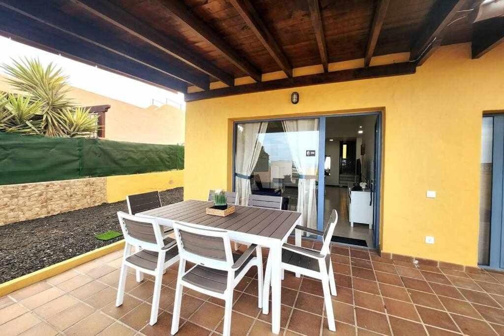 Pura Vida Luxury Sea View Villa *