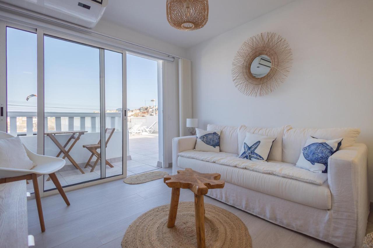 Sea Views Private Terrace 2br House Near The Holiday home