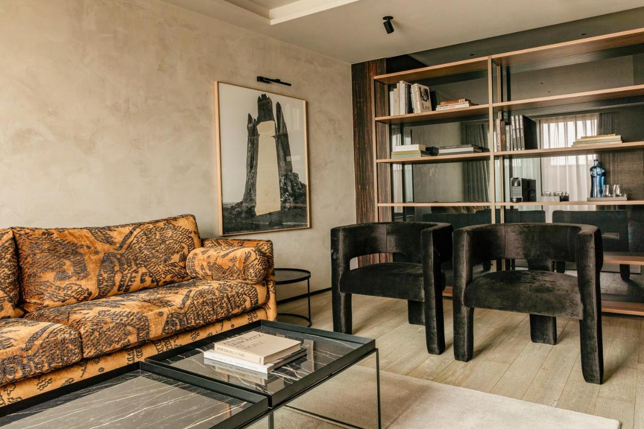 Bagues, A Small Luxury Of The World 5*