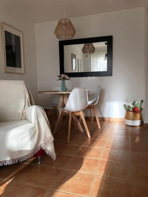 Soleado Con Piscina Y Terraza Privada. * El Albir
